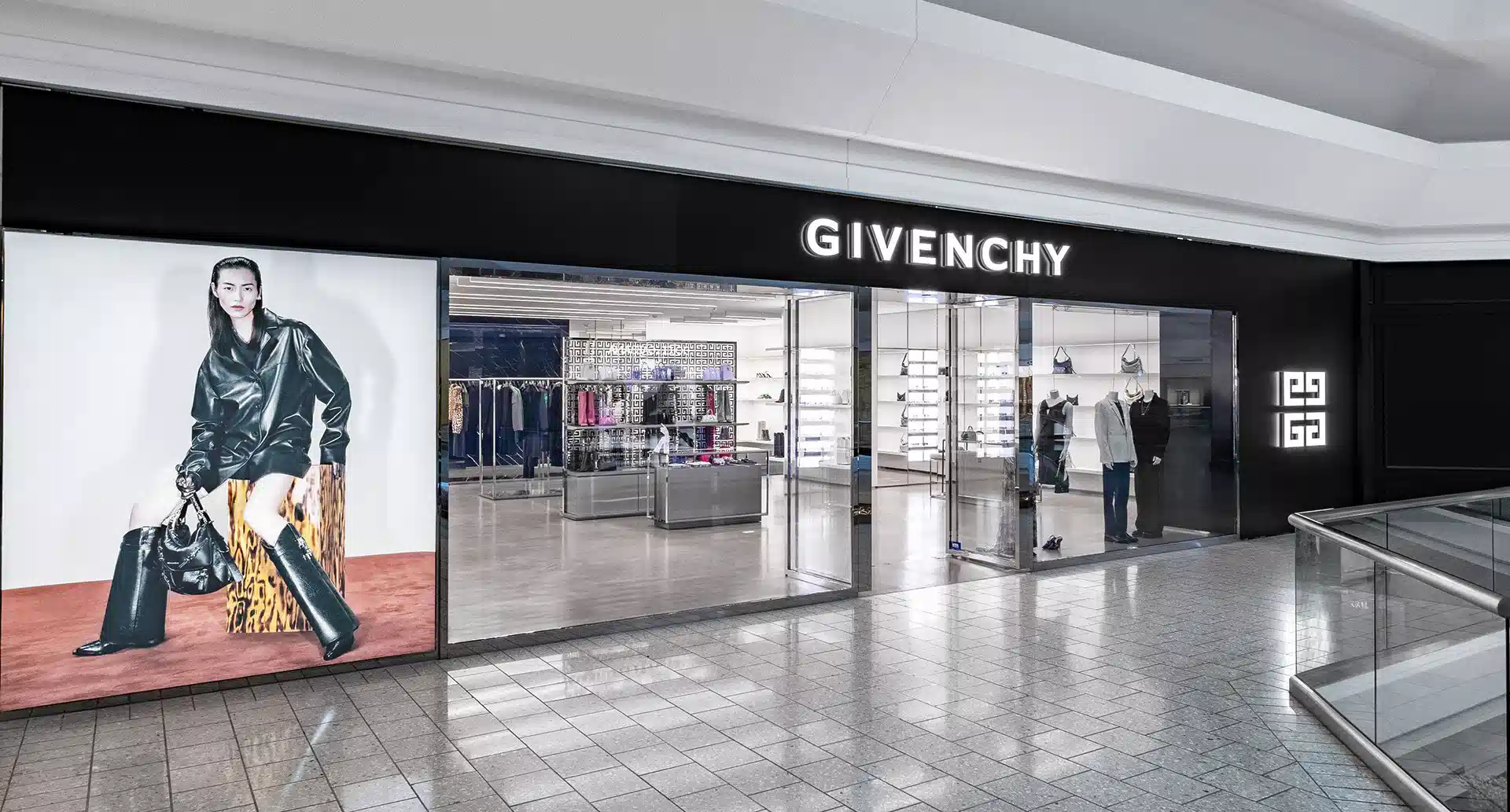 Banner 1 - Givenchy 日本 アウトレット