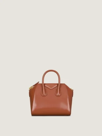 ボックスレザー製ミニ・Antigona Bag