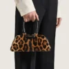レオパード柄ポニーレザーと光沢のあるグレインレザーを使用したミニ・Antigona Bag・イースト・ウエスト・バッグ レオパード柄ポニーレザーと光沢のあるグレインレザーを使用したミニ・Antigona Bag・イースト・ウエスト・バッグ