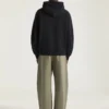 フリース素材の「Couture Seam」フーディ(Givenchy Parisの刺繍入り) フリース素材の「Couture Seam」フーディ(Givenchy Parisの刺繍入り)