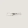 メタルとエナメル製のGivenchy テープ カフブレスレット メタルとエナメル製のGivenchy テープ カフブレスレット