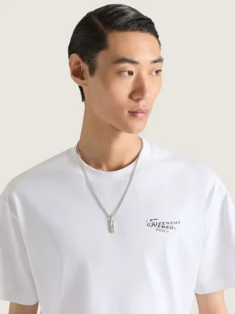 メタルとエナメル製のGivenchy テープ ネックレス