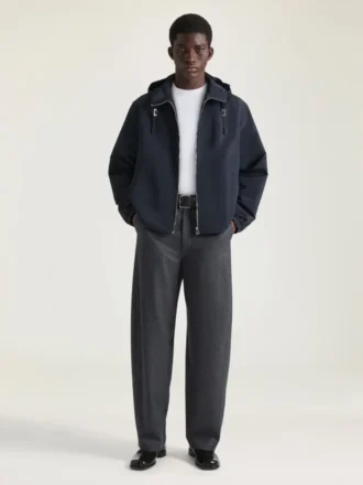 ポリファイユ素材のウィンドブレーカー、Givenchy Parisの刺繍入り