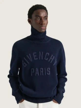 コットン製タートルネックセーター(Givenchy Parisの刺繍入り) コットン製タートルネックセーター(Givenchy Parisの刺繍入り)
