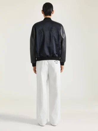 レザーとサテン製のボンバージャケット。Givenchy Parisの刺繍入り