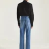 Givenchyの刺繍をあしらったポプリン素材のSlim Fitシャツ Givenchyの刺繍をあしらったポプリン素材のSlim Fitシャツ