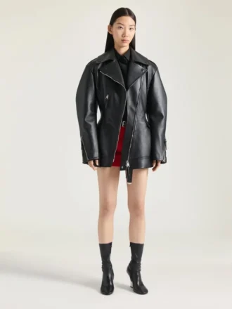 レザー製 絞り込みデザインのバイカージャケット