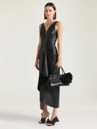 レザー製ロングラップドレス