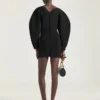 エンジニアードニットのコクーンミニドレス