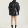 レザー製 絞り込みデザインのバイカージャケット