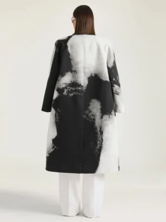 ポートレートジャカード柄のコットン製カーコート