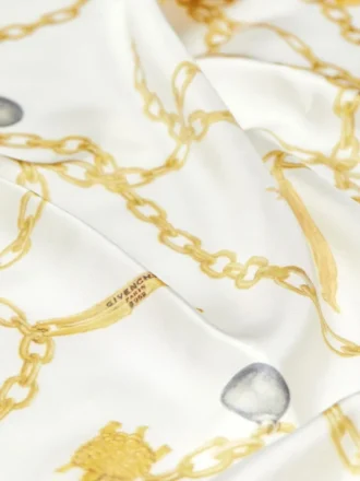 ラッキーチャーム シルク製スクエア