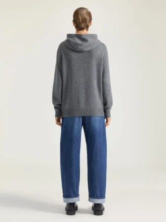 カシミヤニットのフーディー