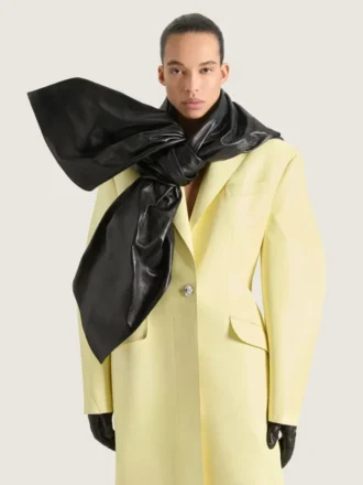 レザー製リボンスカーフ